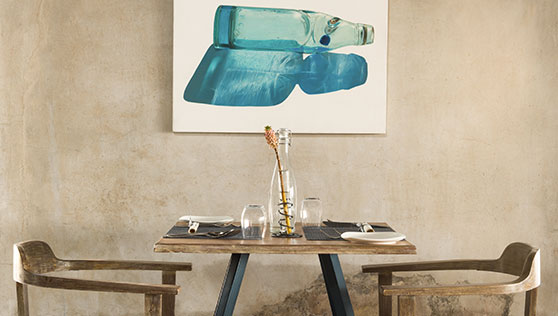 Elegant table seating at Restaurant 51 Fortkochi